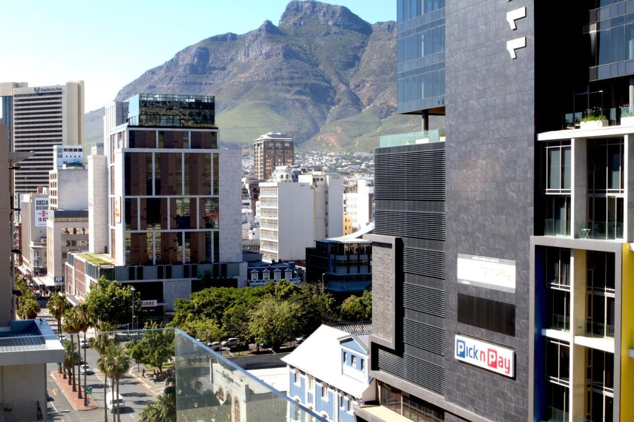 Stunning Apartment With City View, Outdoor Pool, Gym, De Waterkant, Cape Town Exterior photo